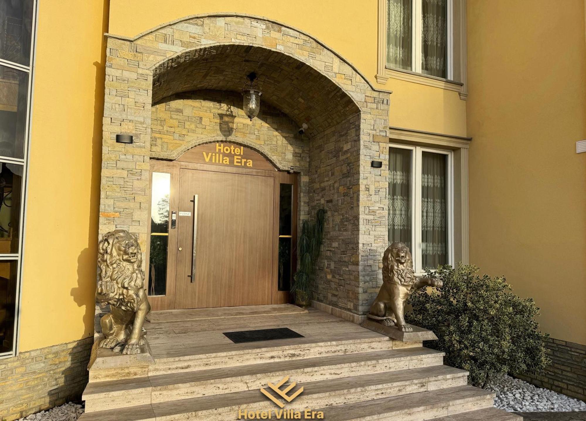 Hotel Era Pristina Buitenkant foto