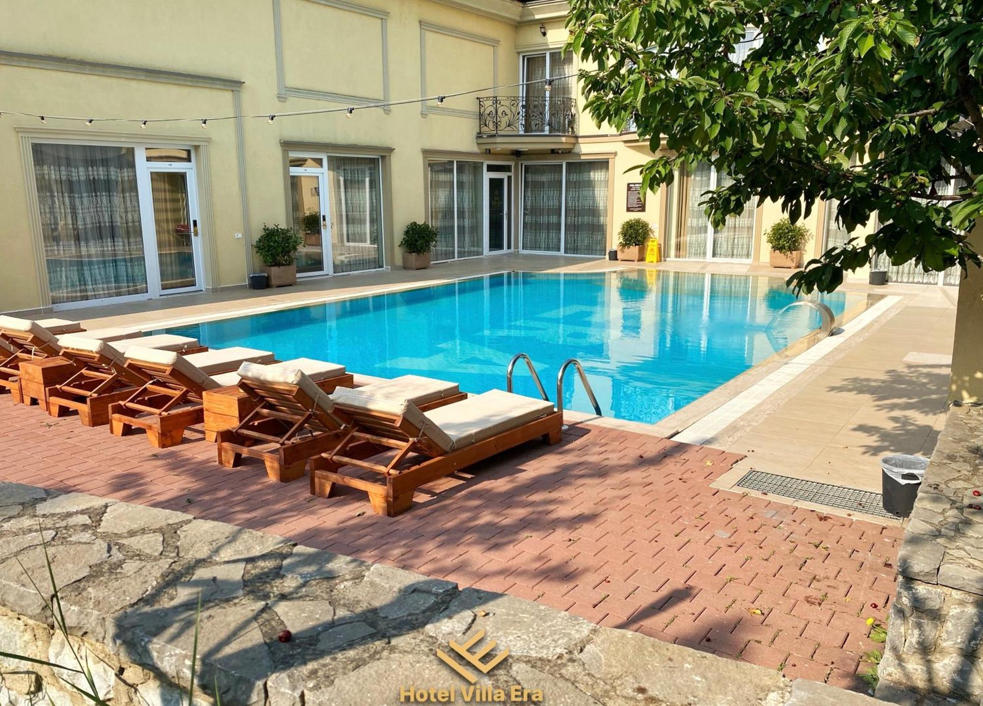 Hotel Era Pristina Buitenkant foto